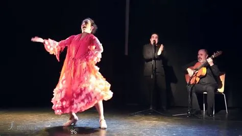  Bulerías de Cádiz - En Ljudbomb av Passionerad Flamenco och Smärtsam Melankoli